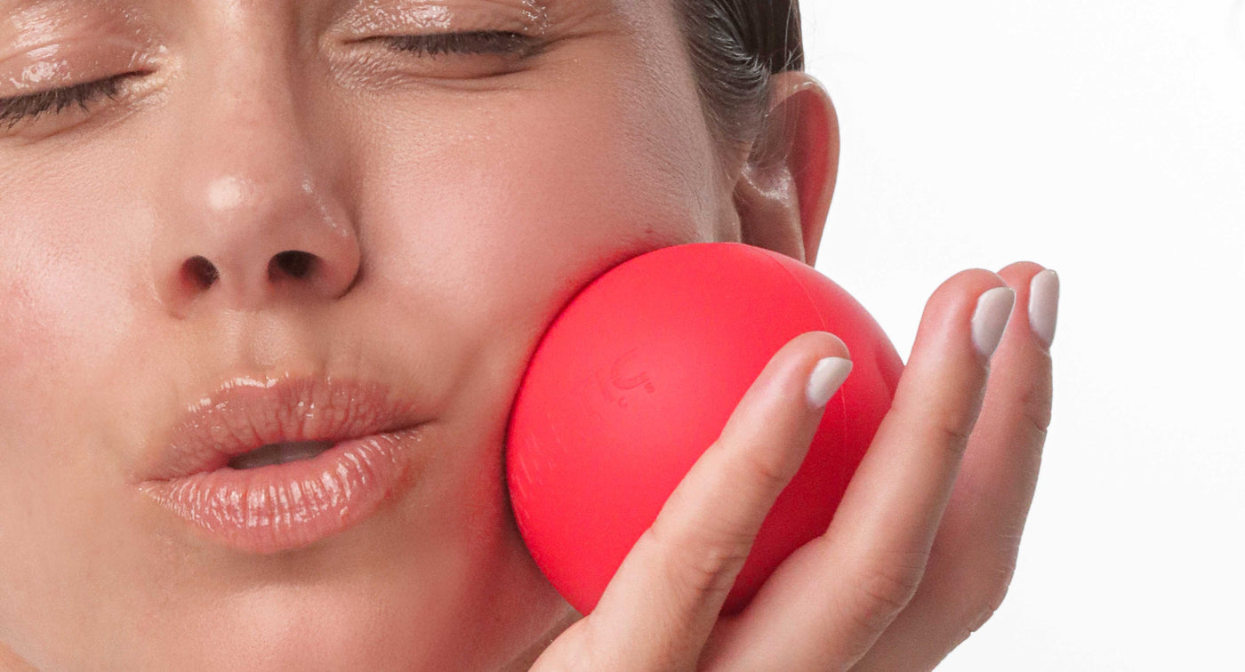 The key role of oral microbiota in gum health